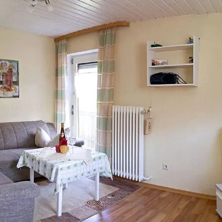 Am Blumengarten Apartment *